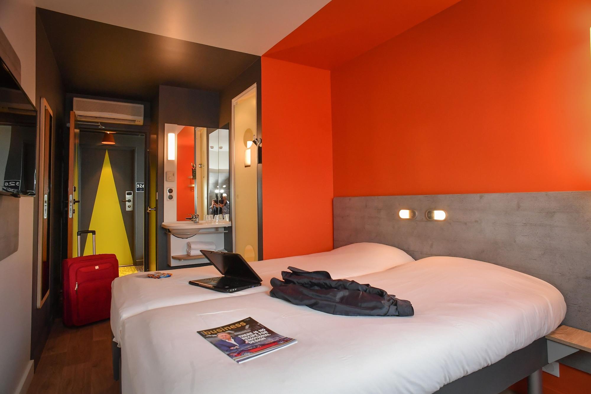 Ibis Budget Κουτάνς Εξωτερικό φωτογραφία